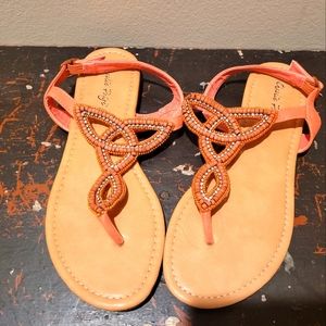8.5 Charlie Paige sandals